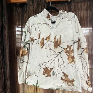 Real tree 1/4 zip sweatshirt